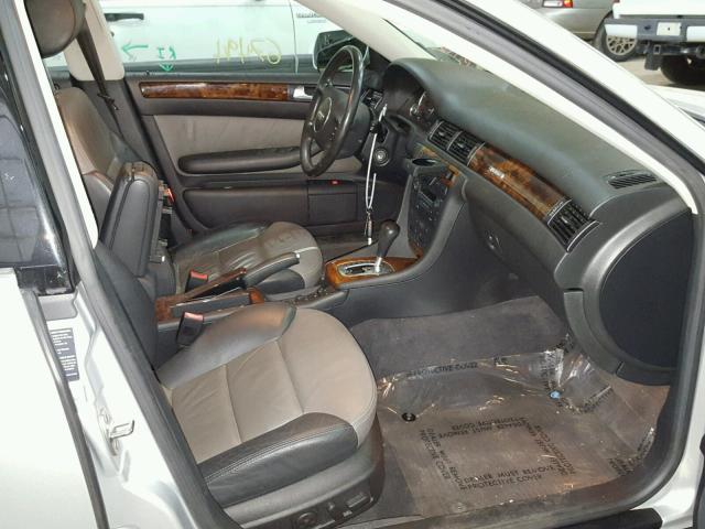 WA1YD54B45N005948 - 2005 AUDI ALLROAD SILVER photo 5