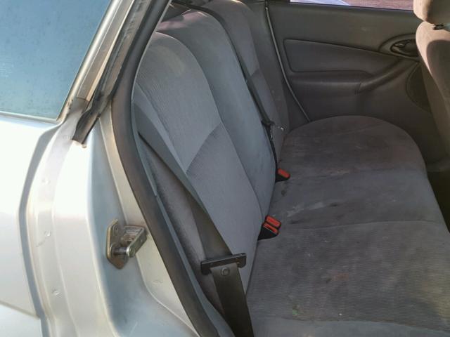 1FAFP34301W124284 - 2001 FORD FOCUS SE GRAY photo 6