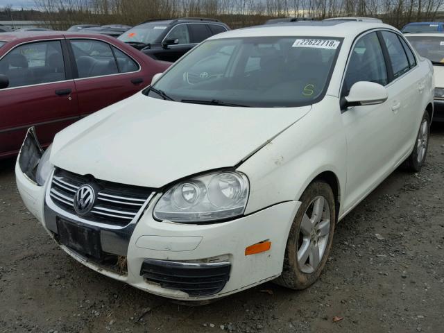 3VWRM71K98M026851 - 2008 VOLKSWAGEN JETTA SE WHITE photo 2