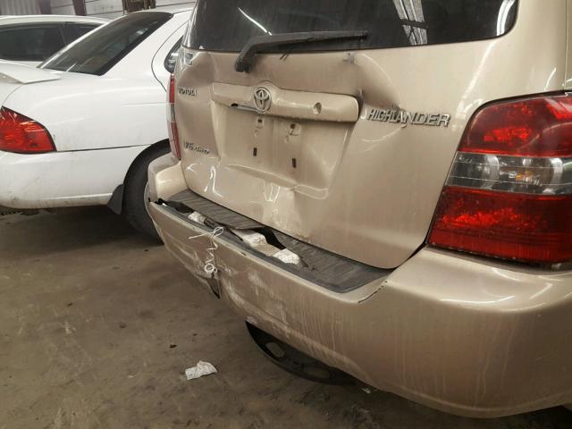 JTEEP21A360156560 - 2006 TOYOTA HIGHLANDER GOLD photo 9