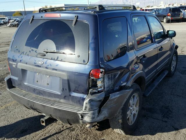 1FMYU93173KC88684 - 2003 FORD ESCAPE XLT BLUE photo 4