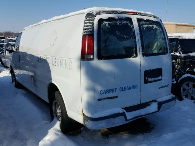 1GCHG39R6Y1152825 - 2000 CHEVROLET EXPRESS G3 WHITE photo 3