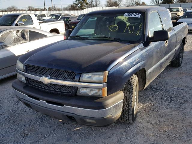 2GCEC19V551394284 - 2005 CHEVROLET SILVERADO BLUE photo 2