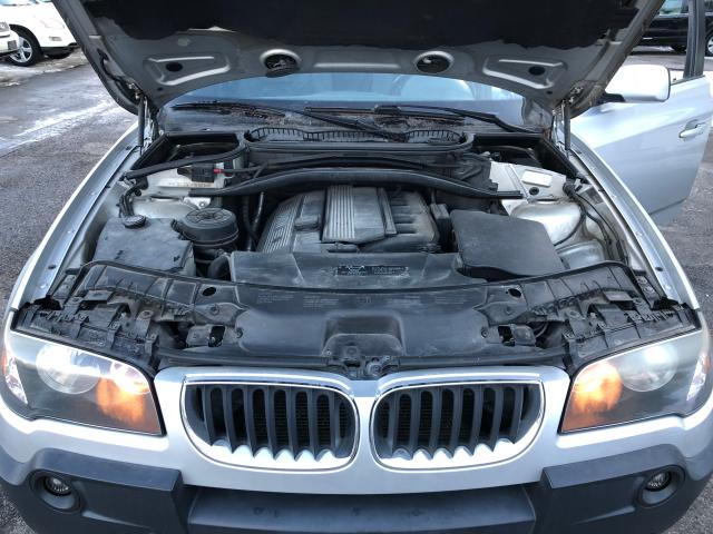 WBXPA73454WC36767 - 2004 BMW X3 2.5I SILVER photo 8