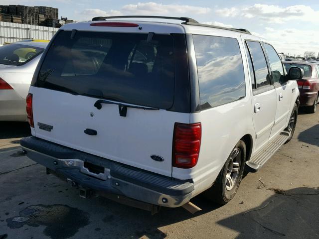 1FMEU15L32LA02731 - 2002 FORD EXPEDITION WHITE photo 4