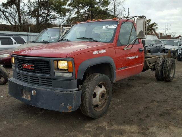 3GDKC34F81M107579 - 2001 GMC SIERRA C35 RED photo 2