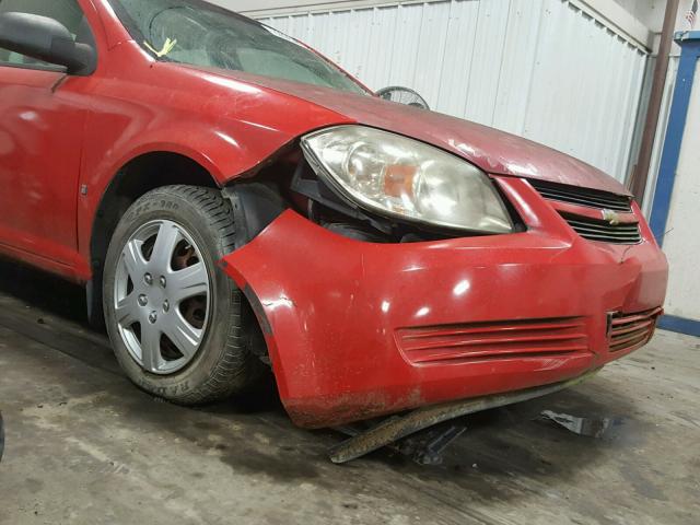 1G1AK58F287318976 - 2008 CHEVROLET COBALT LS RED photo 9