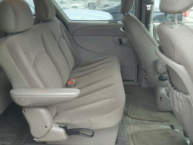 1A4GJ45RX7B236805 - 2007 CHRYSLER TOWN & COU WHITE photo 6