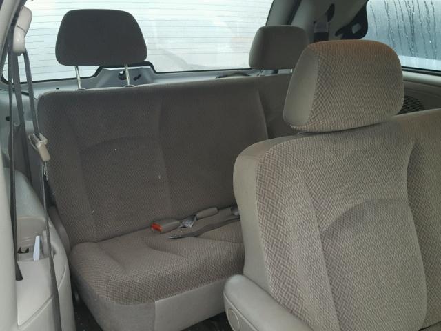 1A4GJ45RX7B236805 - 2007 CHRYSLER TOWN & COU WHITE photo 9