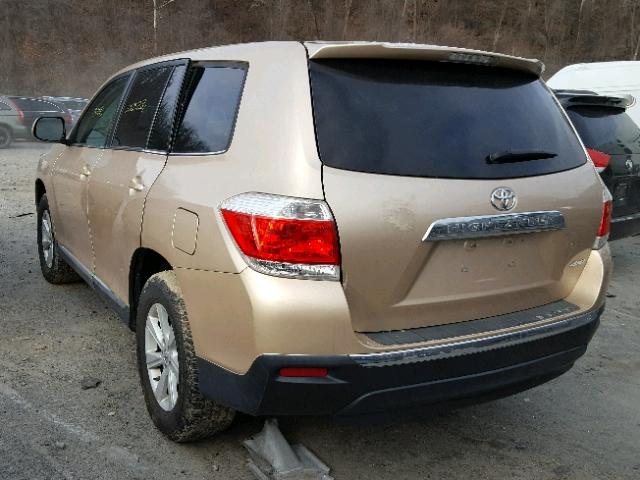 5TDBK3EH6DS232320 - 2013 TOYOTA HIGHLANDER GOLD photo 3