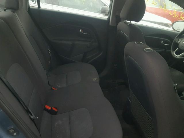 KNADM4A3XG6659360 - 2016 KIA RIO LX Կապույտ լուսանկար 6