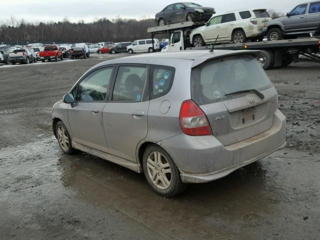 JHMGD37618S002854 - 2008 HONDA FIT SPORT GRAY photo 3