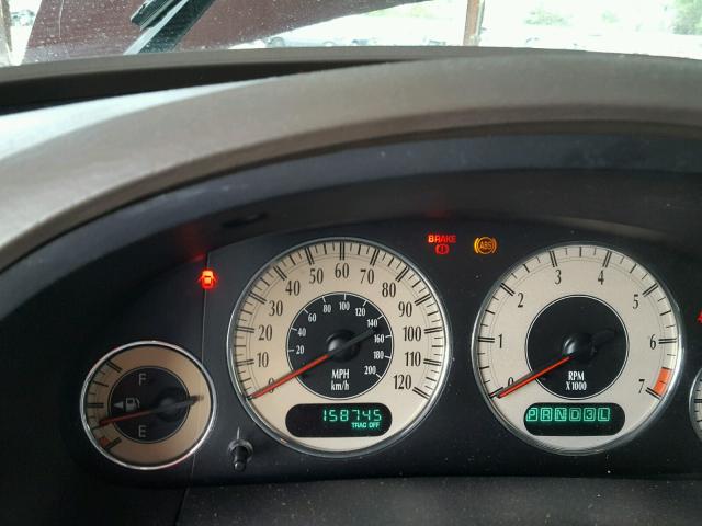 2C8GP64L12R661044 - 2002 CHRYSLER TOWN & COU RED photo 8