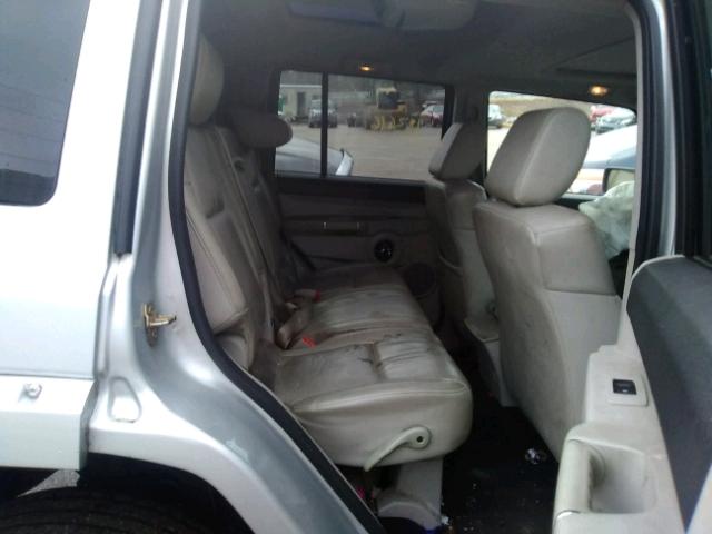 1J8HG58N26C197300 - 2006 JEEP COMMANDER SILVER photo 6
