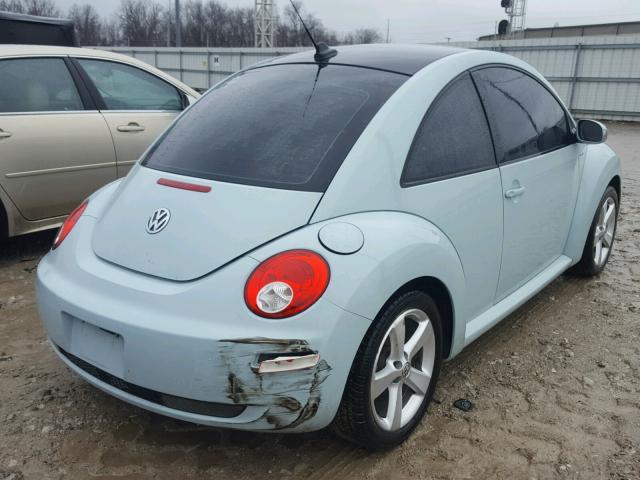3VWRG3AGXAM027962 - 2010 VOLKSWAGEN NEW BEETLE 蓝色 照片 4