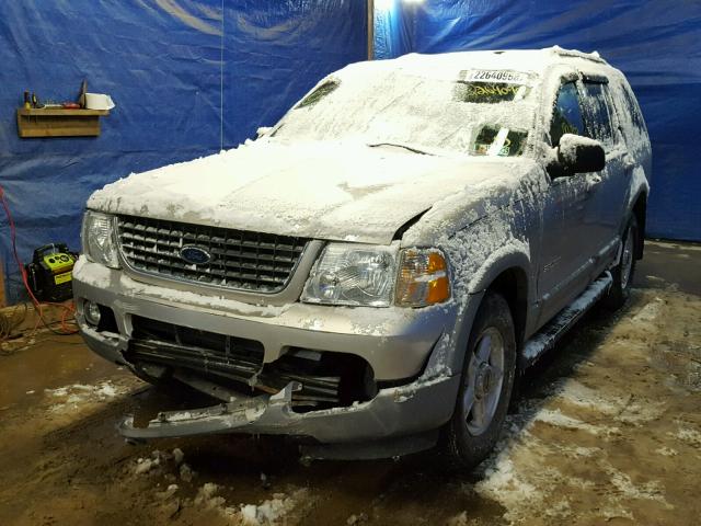 1FMZU73K52ZC54427 - 2002 FORD EXPLORER X SILVER photo 2