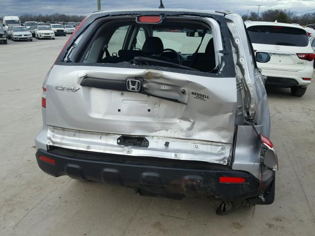 5J6RE38339L030866 - 2009 HONDA CR-V LX SILVER photo 9