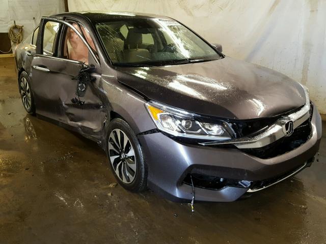 JHMCR6F5XHC002257 - 2017 HONDA ACCORD HYB GRAY photo 1