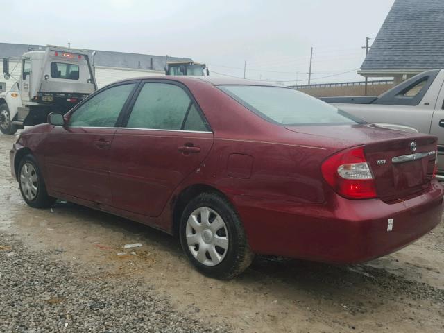 4T1BE32K52U014798 - 2002 TOYOTA CAMRY LE RED photo 3