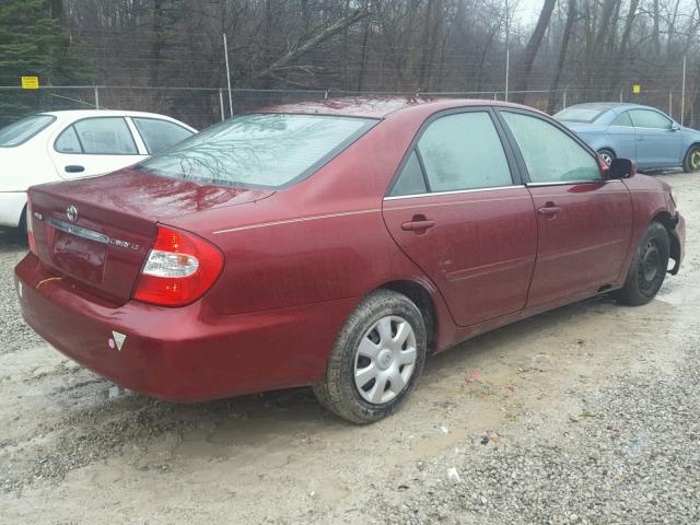 4T1BE32K52U014798 - 2002 TOYOTA CAMRY LE RED photo 4