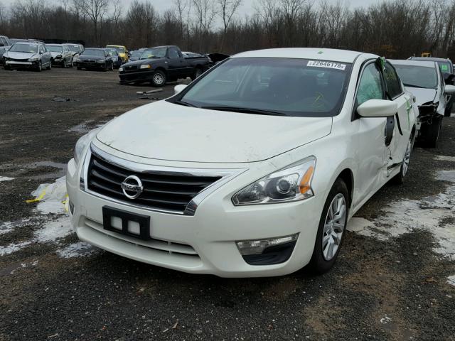 1N4AL3AP2FN342172 - 2015 NISSAN ALTIMA 2.5 WHITE photo 2