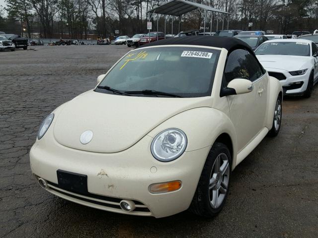 3VWCD31Y45M357013 - 2005 VOLKSWAGEN NEW BEETLE CREAM photo 2