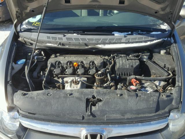 1HGFA15566L071875 - 2006 HONDA CIVIC LX GRAY photo 7