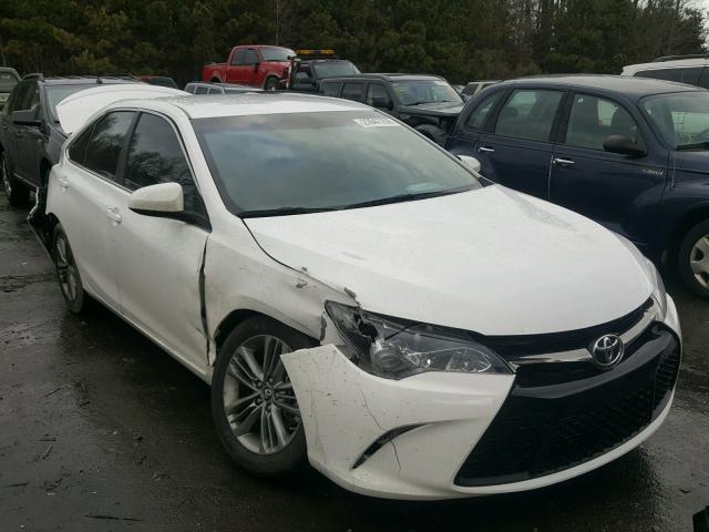 4T1BF1FK7GU204122 - 2016 TOYOTA CAMRY LE WHITE photo 1