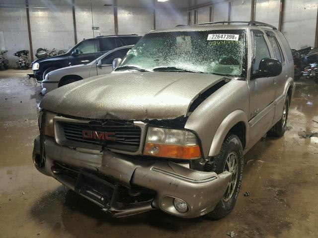 1GKDT13W4W2955156 - 1998 GMC ENVOY SILVER photo 2