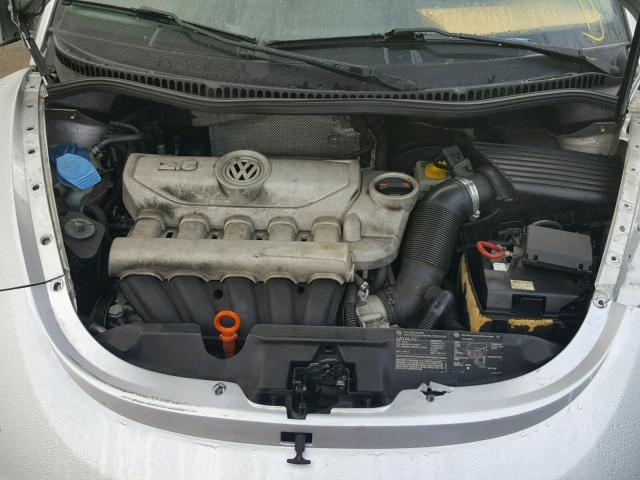 3VWPW31C87M512407 - 2007 VOLKSWAGEN NEW BEETLE 银色 照片 7