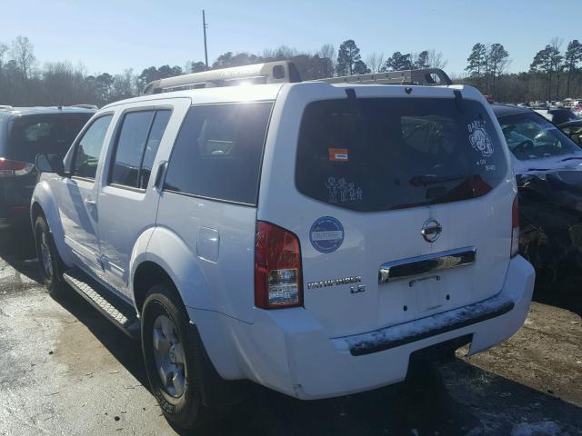 5N1AR18U17C647521 - 2007 NISSAN PATHFINDER WHITE photo 3