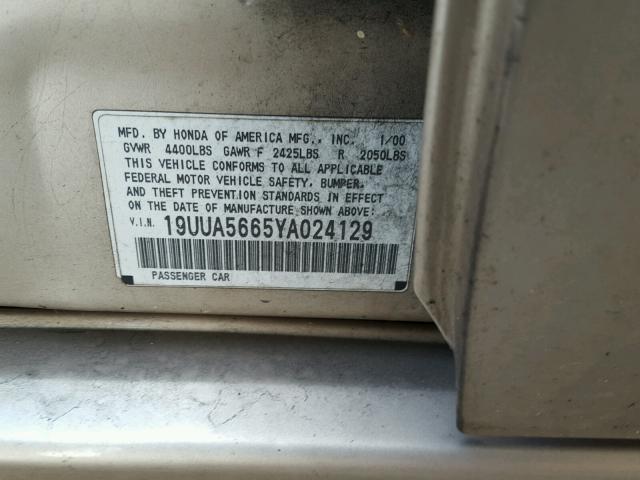 19UUA5665YA024129 - 2000 ACURA 3.2TL GOLD photo 10