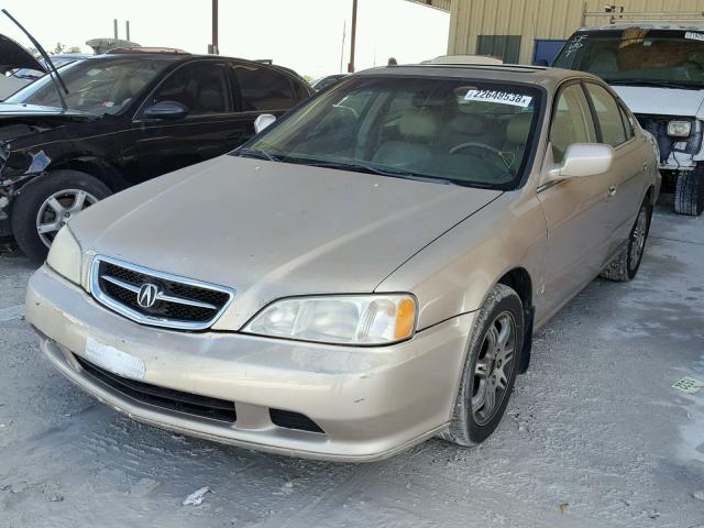 19UUA5665YA024129 - 2000 ACURA 3.2TL GOLD photo 2