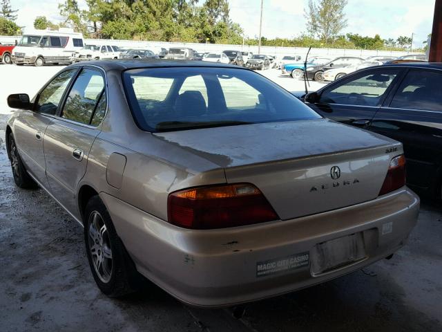 19UUA5665YA024129 - 2000 ACURA 3.2TL GOLD photo 3