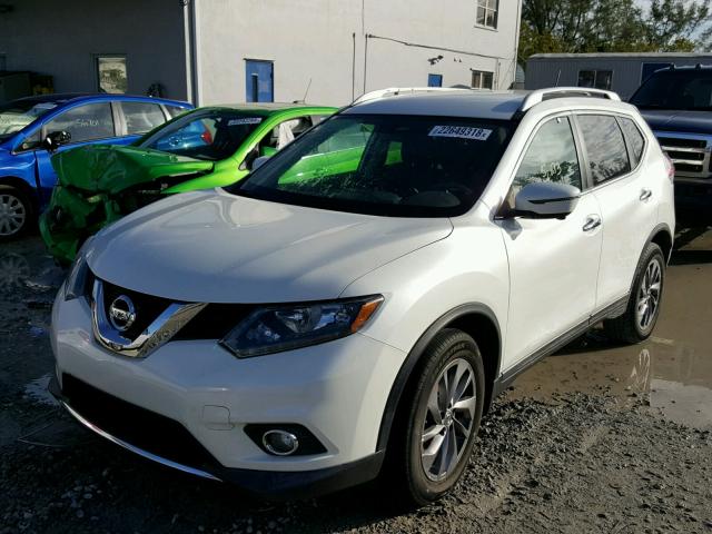 5N1AT2MT1GC742326 - 2016 NISSAN ROGUE S WHITE photo 2