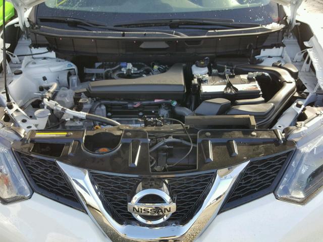 5N1AT2MT1GC742326 - 2016 NISSAN ROGUE S WHITE photo 7