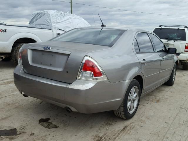 3FAHP07118R244934 - 2008 FORD FUSION SE SILVER photo 4