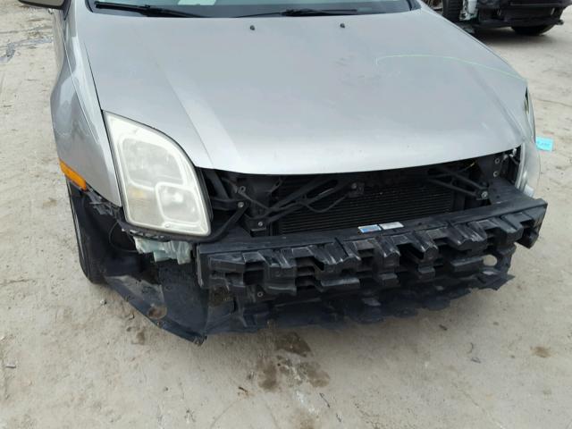 3FAHP07118R244934 - 2008 FORD FUSION SE SILVER photo 9