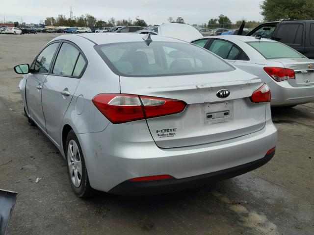 KNAFK4A62G5539700 - 2016 KIA FORTE LX SILVER photo 3