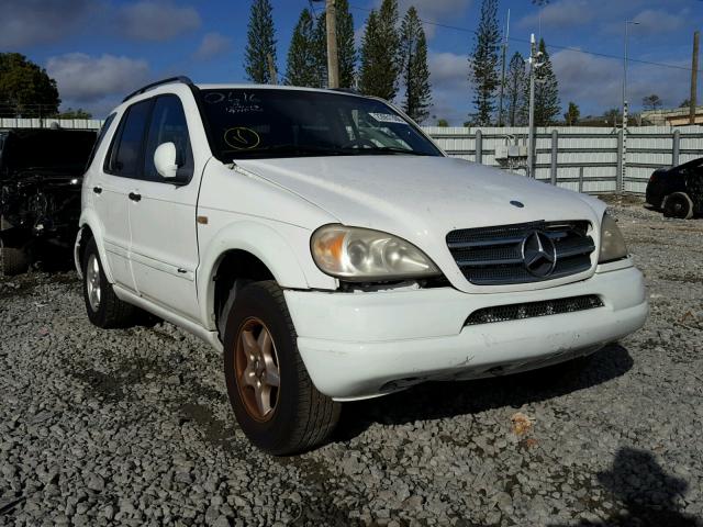 4JGAB54E5XA130616 - 1999 MERCEDES-BENZ ML 320 WHITE photo 1