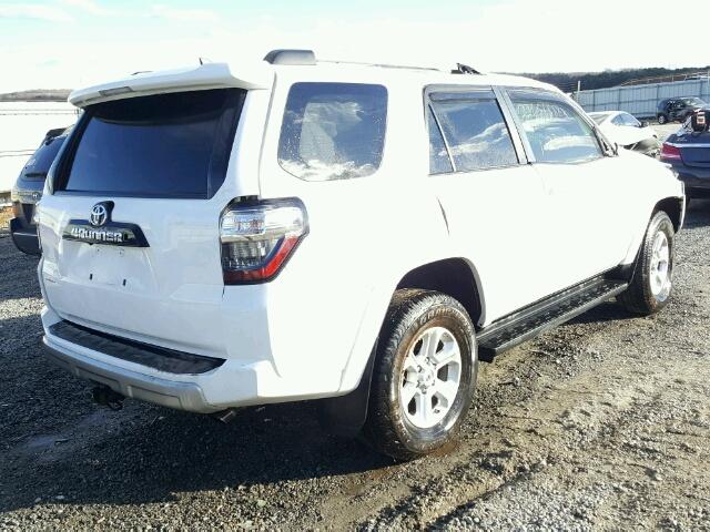 JTEBU5JR2F5263816 - 2015 TOYOTA 4RUNNER SR WHITE photo 4