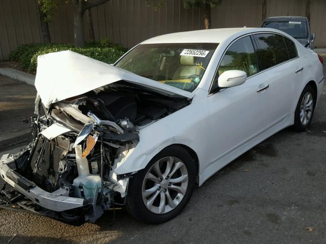 KMHGC4DD1DU212717 - 2013 HYUNDAI GENESIS 3. WHITE photo 2