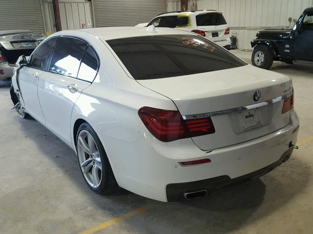 WBAYE8C54DD133723 - 2013 BMW 750LI WHITE photo 3