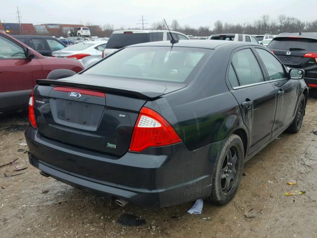 3FAHP0HG2AR381762 - 2010 FORD FUSION SE BLACK photo 4