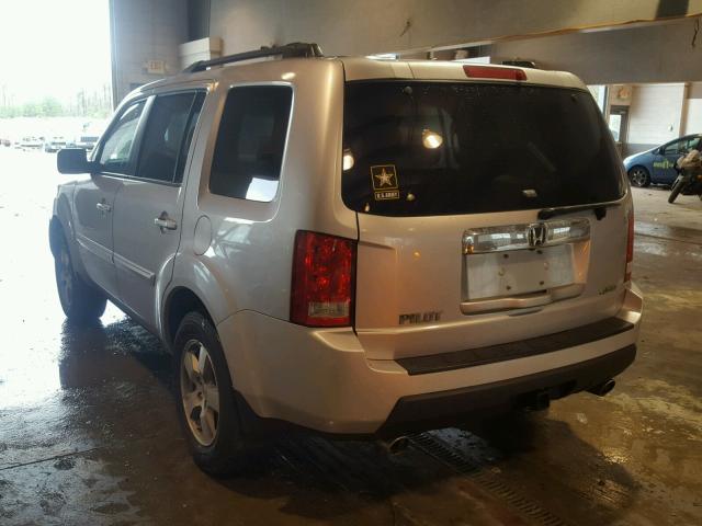 5FNYF4H59BB075938 - 2011 HONDA PILOT EXL SILVER photo 3