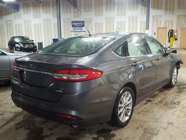 3FA6P0HD7HR243691 - 2017 FORD FUSION SE GRAY photo 4