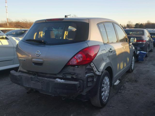 3N1BC1CP6BL441963 - 2011 NISSAN VERSA S GRAY photo 4