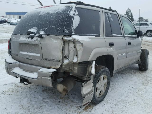 1GNDT13SX22461183 - 2002 CHEVROLET TRAILBLAZE TAN photo 4