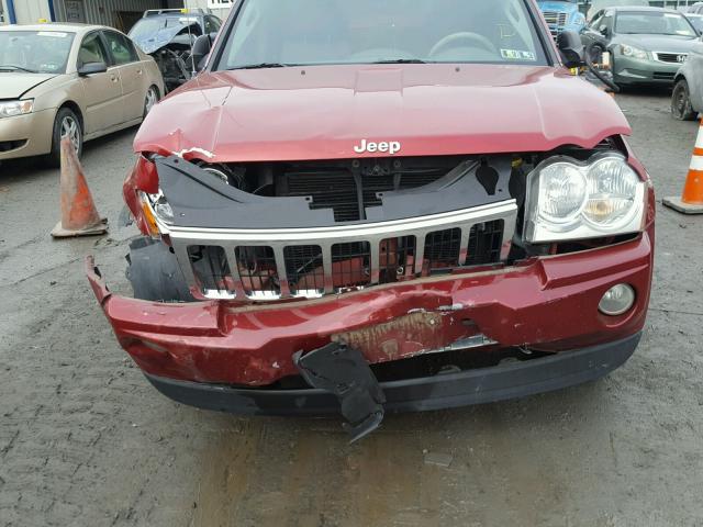 1J8HR58265C571955 - 2005 JEEP GRAND CHER RED photo 9