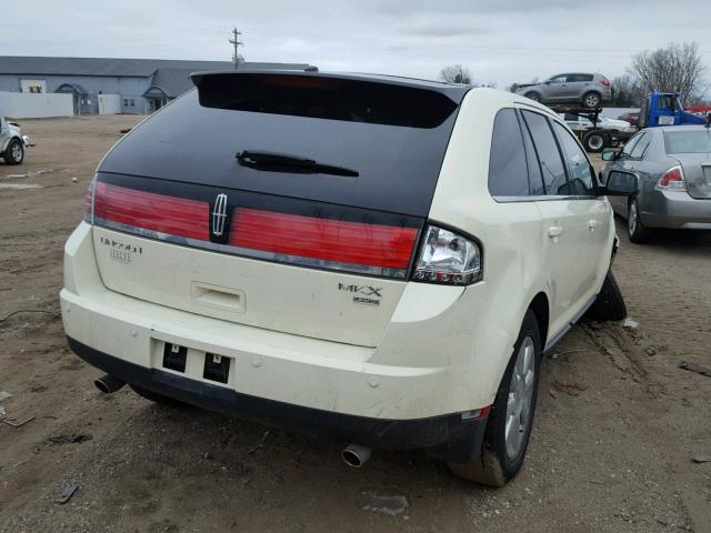 2LMDU88C47BJ23327 - 2007 LINCOLN MKX CREAM photo 4